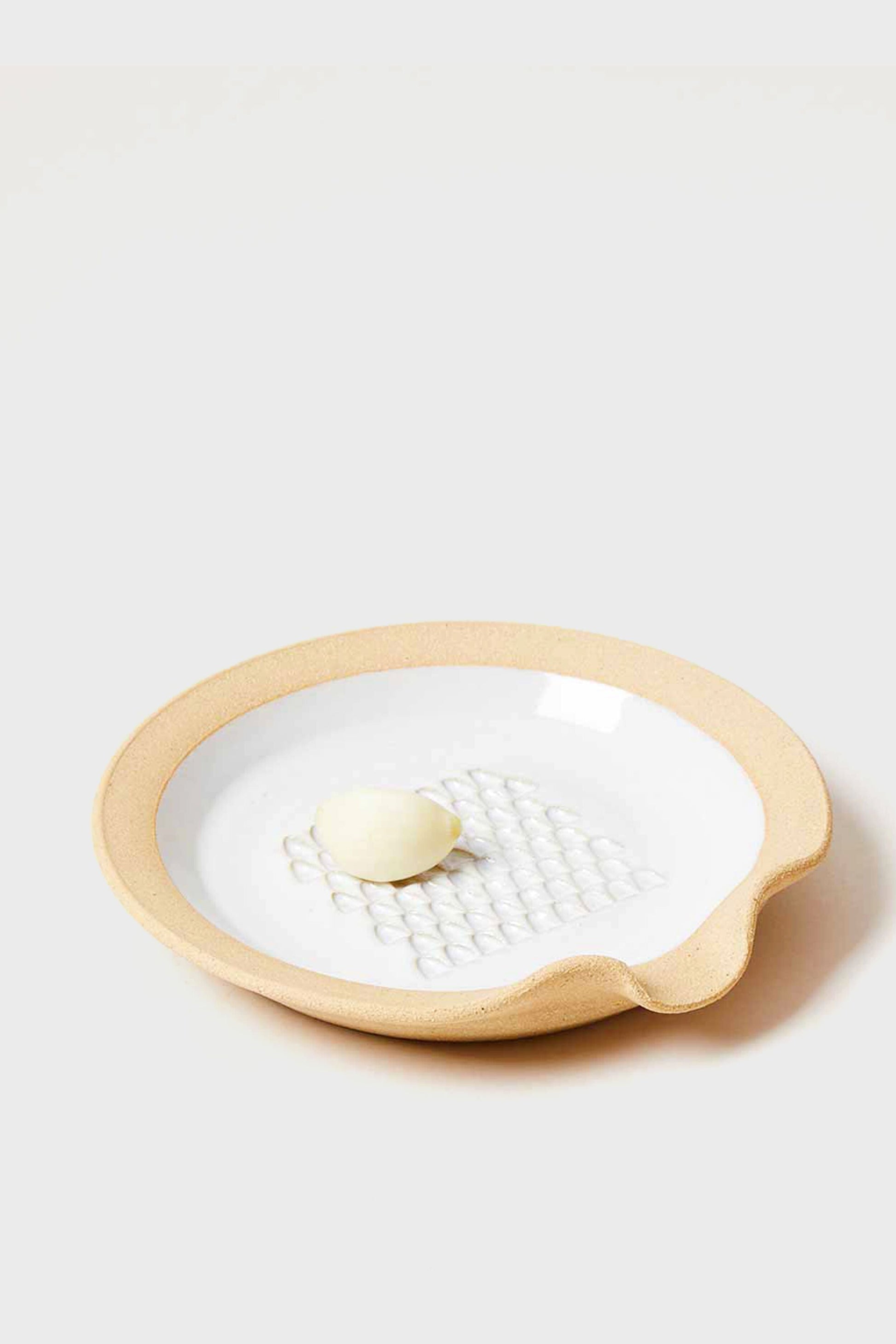 Silo Garlic Grater Dish